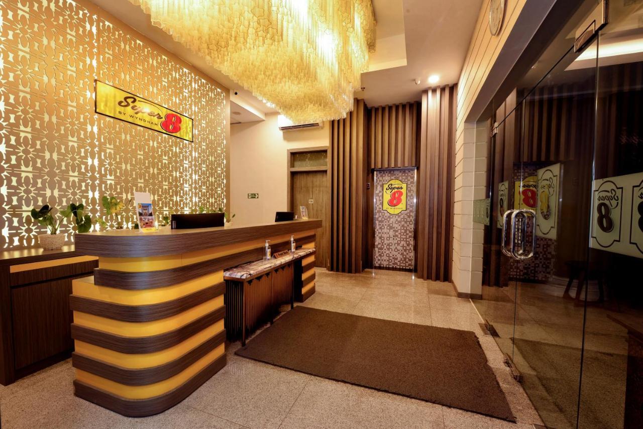 Super 8 By Wyndham Solo Hotel Luaran gambar